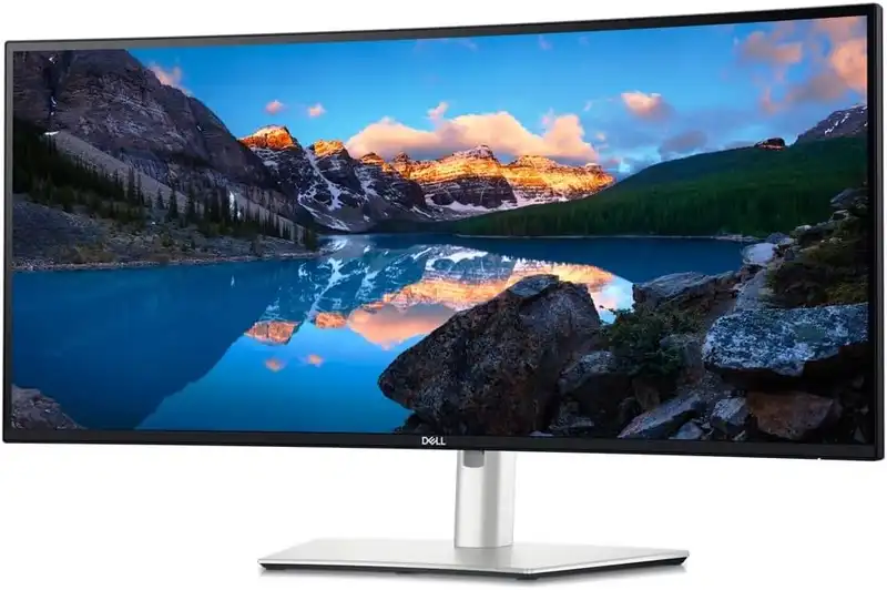 Dell UltraSharp 34 Monitor on desk